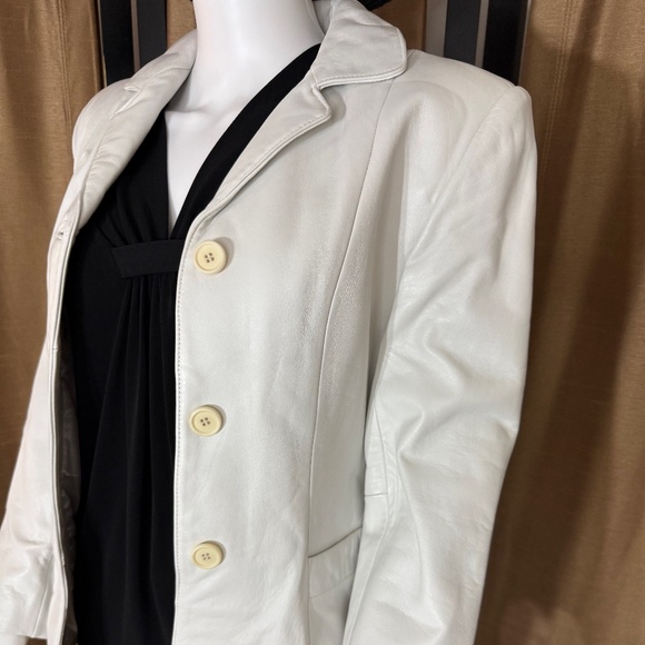 MS Maxima 3 Button White Leather Size S - Picture 3 of 9